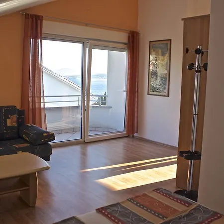 Guest house Adriatico Dramalj